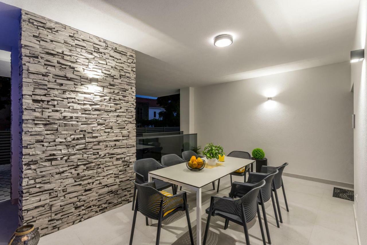 Villa Ema Kastela With Private Heated Pool Εξωτερικό φωτογραφία